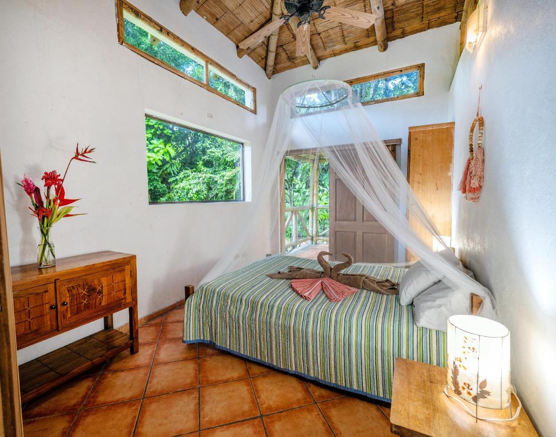Private Villa On 2-Acres Of Jungle Garden & Pool Мансанильо Экстерьер фото